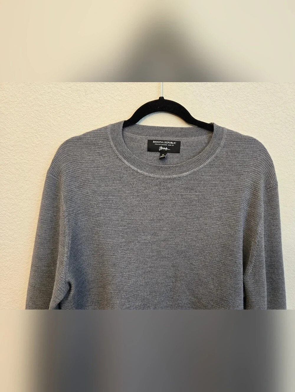 Banana Republic Mens Italian Fine Merino Wool Sweater Sz M Gray Pull Over Soft